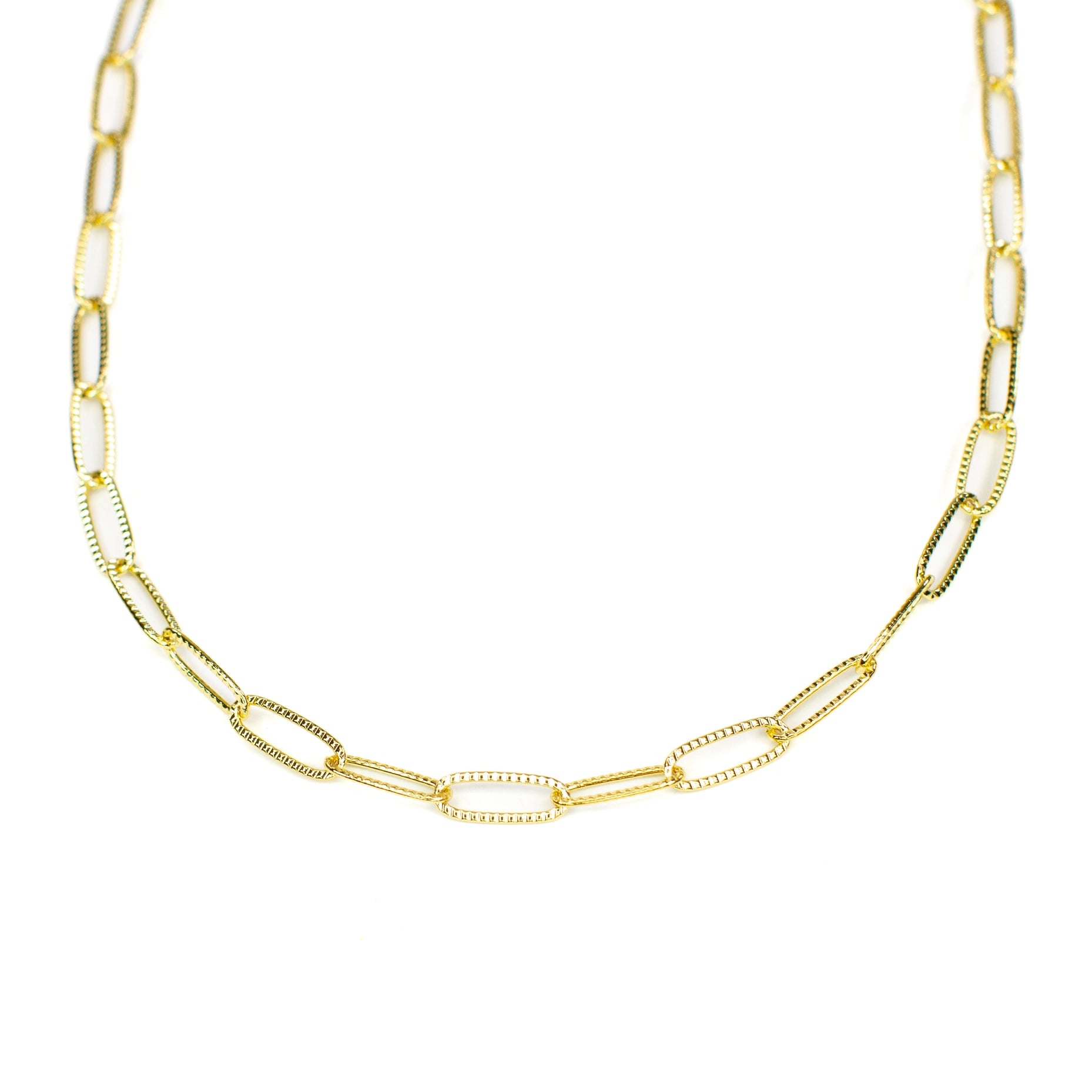 GOLD TEXTURE PAPER CLIP NECKLACE