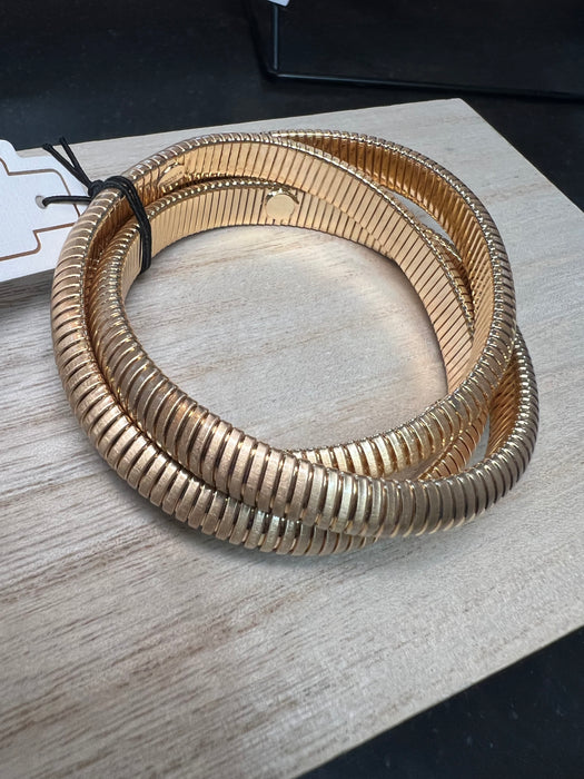 INTERLOCKING 3 ROW BANGLE