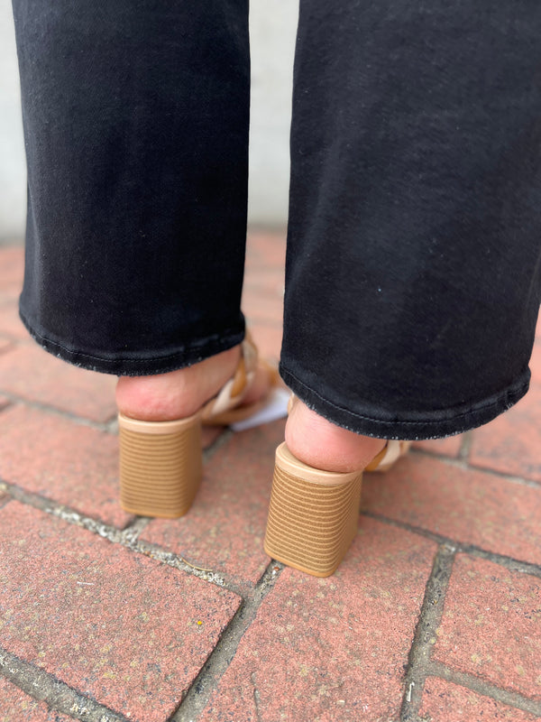 BUGGY BRAIDED HEELS